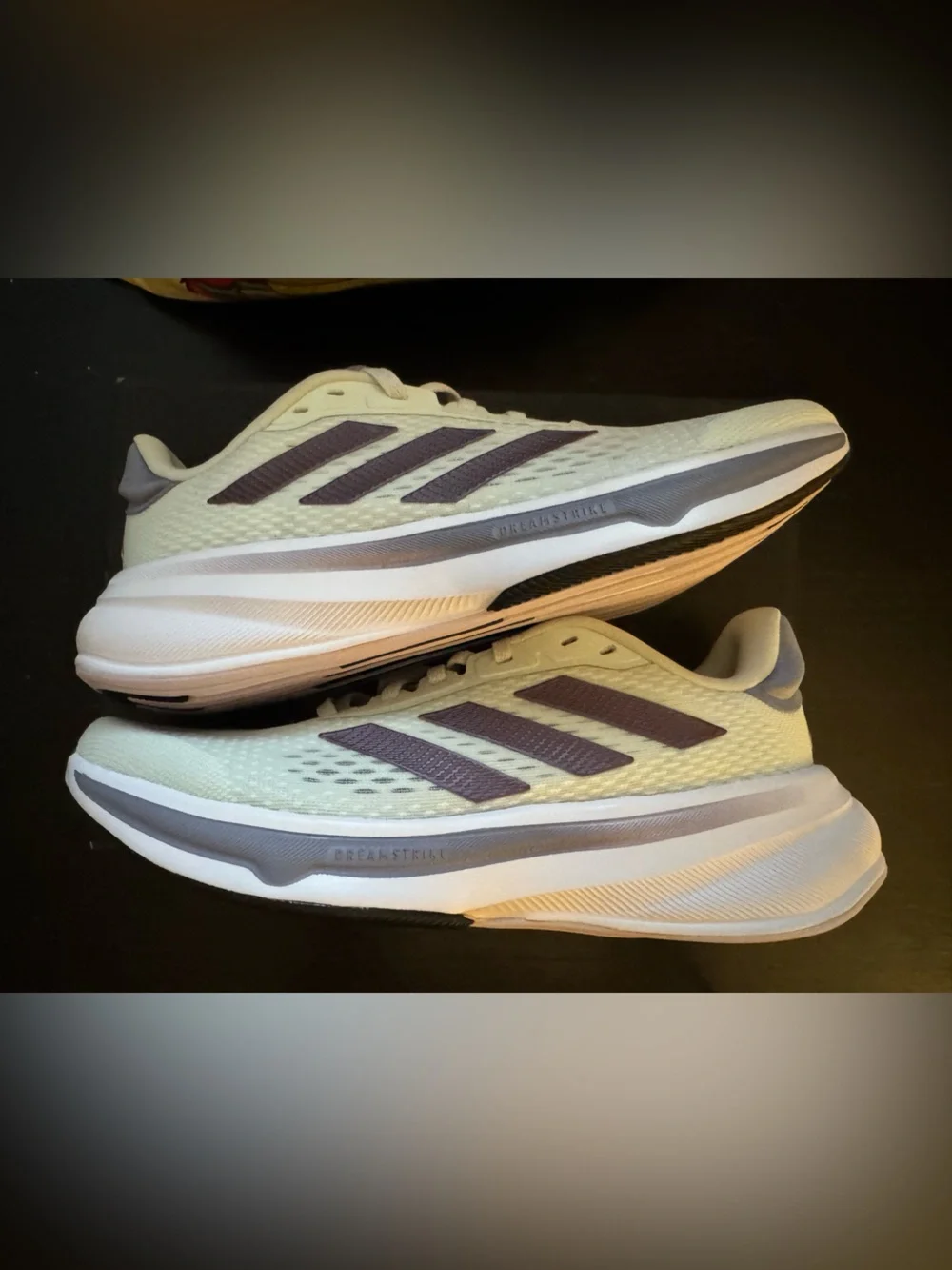 adidas Response Super Women’s Size 8.5, Brand New